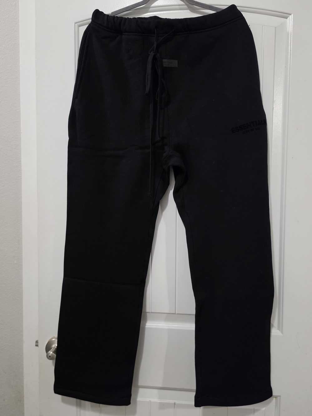 Fear of God Essentials Relaxed Sweatpants (SS22 Collection)